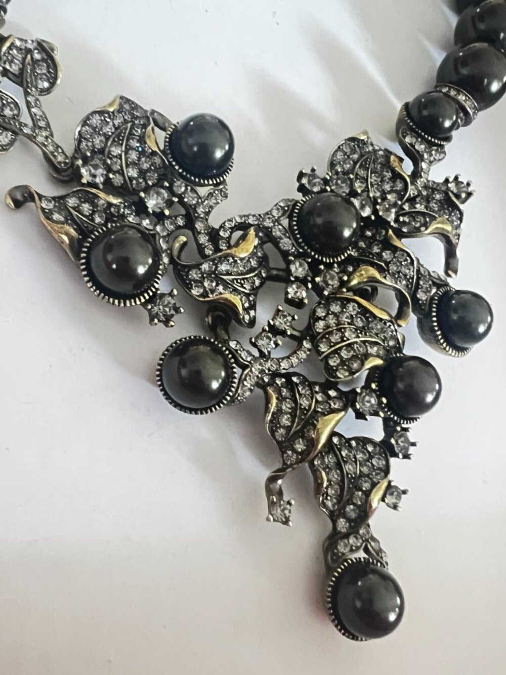 Heidi Daus -SET- C'Est Magnifique Necklace & Clip Earrings SET - Picture 3 of 11